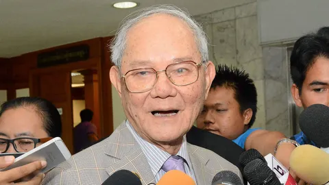 'มีชัย' หวั่น กรธ.ถูกวิชามารตอนลงพื้นที่ เล็งขอกำลังคุ้มครอง