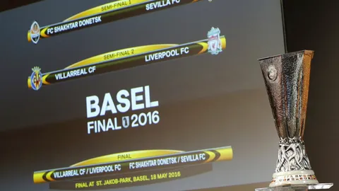 'หงส์' ปะทะ 'บียาร์เรอัล' ดวลตัดเชือกยูโรป้าลีก 