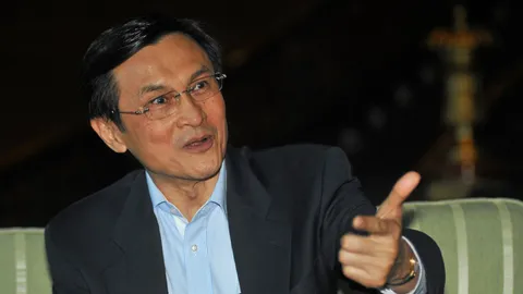 'จาตุรนต์' หนุนทางเลือก หากประชามติไม่ผ่าน ให้ ลต.ตาม รธน.ปี 50