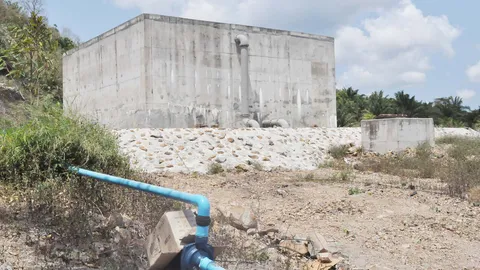 คนหลังสวนโวย ระบบส่งน้ำชลประทาน สร้างกว่า 44 ล. ใช้งานไม่ได้ 