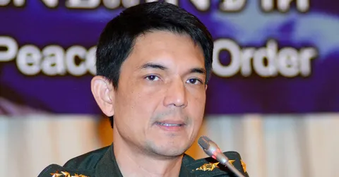 คสช. บี้กกต. เอาผิด อ.มหิดล ชูป้ายโหวตโน ชี้ ผิด ม.61 