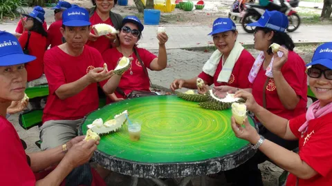 หมอนทองสุกแล้ว! สวนฯ ระยองให้กินไม่อั้น ไม่หวั่นแม้ทัวร์จีน