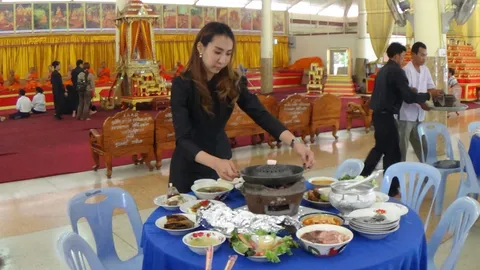 ตอนยายมีชีวิตชอบกิน! ลูกหลานจัดหมูกระทะเลี้ยงพระ ทำบุญ 100 วัน