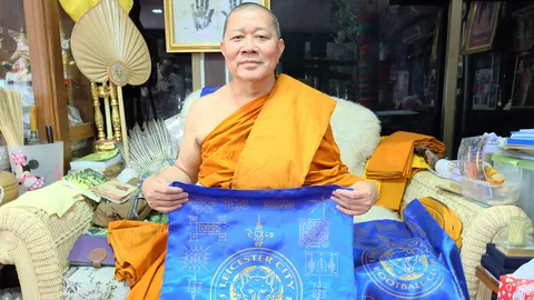 'เจ้าคุณธงชัย' เผยที่มา ผ้ายันต์ 'เลสเตอร์' พาจิ้งจอกสยาม เถลิงแชมป์