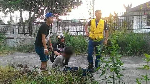 ไล่จับโจรพัทยากระชากกระเป๋า พลเมืองดีช่วยปิดทาง-หนีไม่รอด 