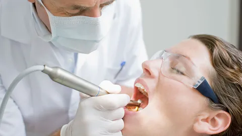 ดูฟันทำนายรู้ ชะตากรรมของคน