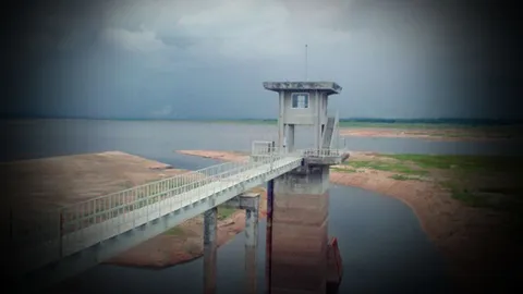 เมืองชลแล้งหนัก น้ำอ่างหนองค้อแห้งขอด รอบ 13 ปี ถนนสายเก่าโผล่