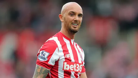 'ไอร์แลนด์' เศร้า! ขาหักตอนซ้อม ชวดติดทัพยักษ์เขียวลุยยูโร