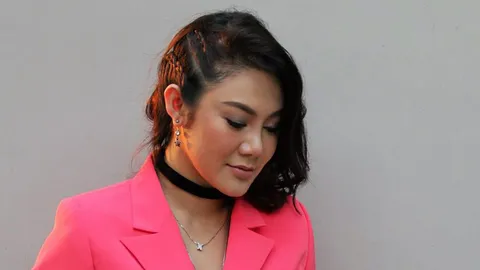 "ปนัดดา" ขอให้แกร่ง ซิงเกิล "รักไปเจ็บไปไม่เอา"