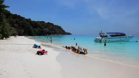 บอบช้ำ! สื่อนอกแจ้งนักท่องเที่ยวทั่วโลก ไทยเตรียมปิดเกาะตาชัยแล้ว