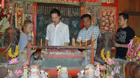 ตั้งนำจับ 5 หมื่น ชี้เบาะแสคนร้าย ฉกไม้แกะสลัก เจ้าพ่อเกาะเรียน 