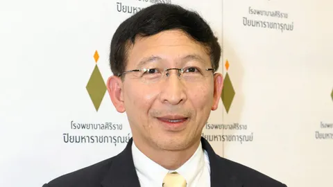 หมออุดม เผย นร.สมัครแอดมิชชั่นกว่าแสนราย ยังไม่จ่ายเงินถึงครึ่ง