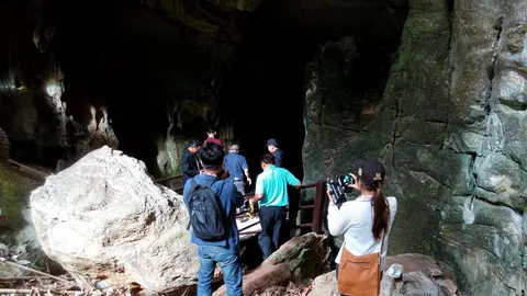 เปิดถํ้ามรกตภูชี้ฟ้า เพิ่มแหล่งท่องเที่ยว