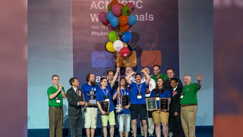 เก่งจริง! ทีมนศ.'เซนต์ปีเตอร์สเบิร์กสเตท' แชมป์เขียนโปรแกรมนานาชาติ