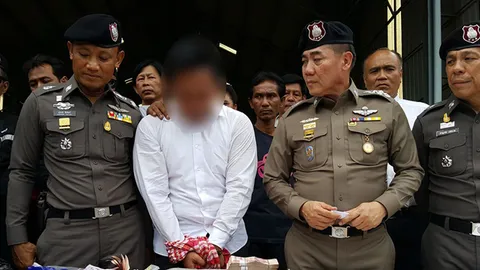 แค้นโดนไล่ออก! ที่แท้คนขับรถ ผจก.แบงก์บัวหลวงชะอำ เจาะเซฟลัก 11 ล.