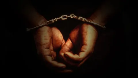 จับสึกสามเณรโหด! ใช้ค้อนปอนด์ทุบหัวเพื่อนเณรในวัดเชียงใหม่ ปางตาย