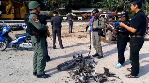 ออกหมายจับ 2 ผู้ต้องหา จยย.บอมบ์ สถานีรถไฟจะนะ 