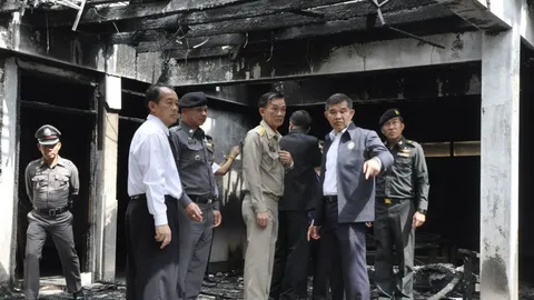 ญาติเหยื่อไฟไหม้ ร้อง 'บิ๊กน้อย' ประตูหอพักล็อกข้างนอกทำเด็กตายหมู่