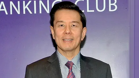 'กก.ผจก.ใหญ่' ไทยพาณิชย์ลาออก แต่ยังนั่ง กก.ธนาคาร  