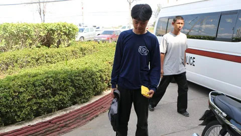 มาแล้ว แก๊งไล่ตี-ถีบรถชิงเสื้อช็อป! ตะโกนลั่น เป็นเด็กเทคนิค 