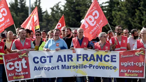 สหภาพฯ ฝรั่งเศสเล็งยกระดับประท้วงปฏิรูปแรงงานทั่วประเทศ