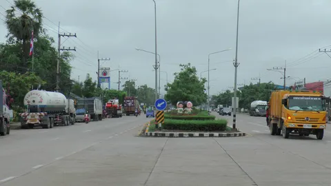 เด็กตกรถ ผวา! ไม่กล้านั่งรถไปโรงเรียน โชเฟอร์ประสานพบตร.แม่สอดวันนี้