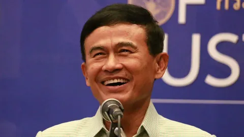 โบแดงของ‘บิ๊กต๊อก’