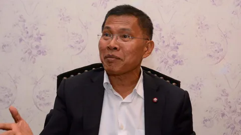 'วัฒนา' ลั่น ไม่รับร่างฯ-'นพดล' ขอหยุดสร้างวาทกรรมเกลียดชัง