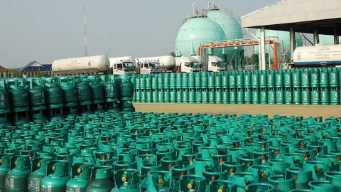 กบง.ควักเงินตรึงราคาแอลพีจี ส่งสัญญาณปี 60 น้ำมันขยับขาขึ้น