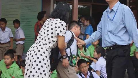 นมโรงเรียนทำพิษ! นร.ประถมขอนแก่น ท้องเสียระนาวเกือบร้อย พบกลิ่นเปรี้ยว