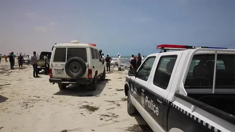 สลด! ศพผู้อพยพเรือแตกในเมดิเตอร์เรเนียนเกยหาดลิเบียกว่า 110 ราย