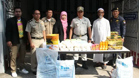 ชาวเบตง มอบสิ่งของจำเป็นให้ผู้ต้องขัง ต้อนรับเทศกาลรอมฎอน