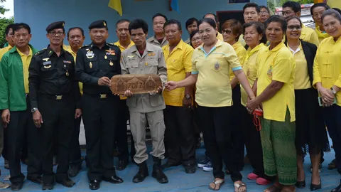 อปพร. ปลื้มใจ ทหารสร้างบ้านให้ ชาวบ้านจ่อเอาเลขบ้านไปแทงหวย