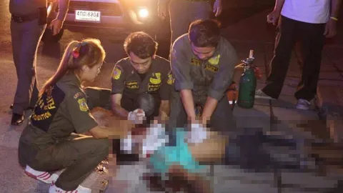 แก๊งซิ่งขี่ จยย. ย้อนศร หนีตำรวจ ชนกระบะ ดับ 2 ศพ ปทุมธานี