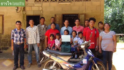 ครอบครัวยากจนลูก 9 คน อยู่บ้านพักสวนปาล์มที่กระบี่ บางวันไม่มีข้าวกิน