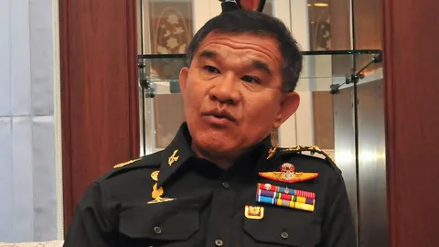 ไล่ออกบิ๊ก มมส.-สอบเข็มคุรุสดุดีตุกติก “สุรเชษฐ์” บี้ กก.ดึงเรื่องเจอดี