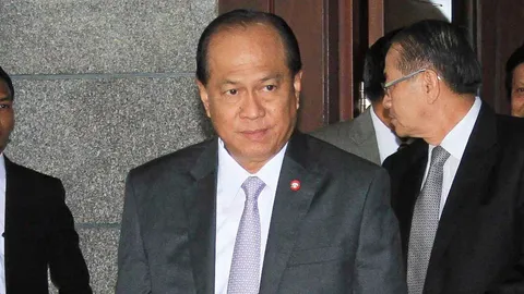 'บิ๊กป๊อก' ชี้ ปิดศูนย์ปราบโกง รักษาความสงบ ซัด นปช.สร้างกระแส