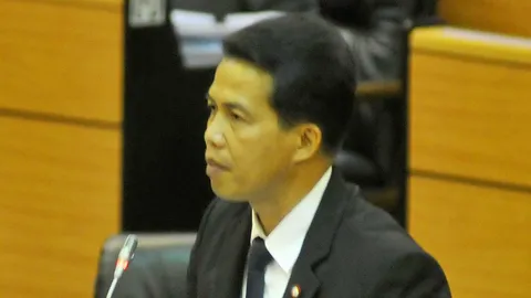 นคร ซัด พวกอ้างทุนสามานย์แค่วาทกรรม