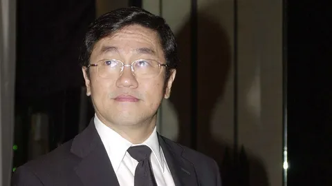 ศาลฎีกา นัดฟังคำพิพากษา 'หมอเลี้ยบ' คดีแปลงสัญญาดาวเทียม 25 ส.ค.นี้