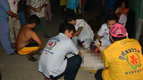 โทรเรียกไปฆ่า! หนุ่มภูเก็ตถูกแทงพรุนเกือบ 20 แผล คาดตกลงปัญหาไม่ได้ 