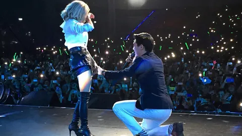 คู่รักดาราเซอร์ไพรส์ขอแต่งงาน..สานฝันให้เป็นจริง