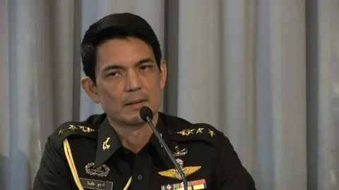 คสช.ไม่ 2 มาตรฐาน 'กปปส.-นปช.' วิจารณ์ร่างรธน.