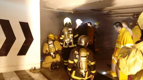 ไฟไหม้ในลานจอดรถใต้ดิน 'เอ็มโพเรียม' ไฟดับแล้วเร่งระบายควัน ไร้คนเจ็บ