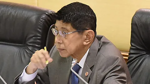 วิษณุ ชี้ บ้านเลขที่ 111–109 ไม่ถูกตัดสิทธิ์-ต้องมีประชามติ 7 ส.ค.