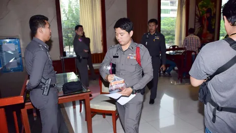 ตร.บุกตรวจอาบอบนวด 'เอไลน่า' รัชดาฯ หลังพบการเงินเชื่อมโยง 'นาตารี'