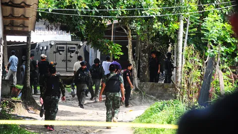 ปะทะสนั่น! แหล่งซ่องสุมแกนนำ RKK รือเสาะ วิสามัญ 2 โจรใต้ ทหารเจ็บ 2