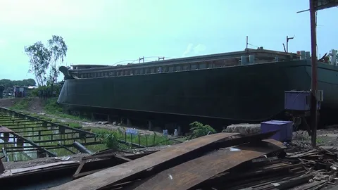 สั่งปิดอู่ต่อเรือระเบิด 30 วัน! หาสาเหตุ เจ้าของเสียใจ เชื่ออุบัติเหตุ