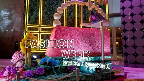 สถาบันสิ่งทอฯ รุกขยายตลาด ส่งแฟชั่นมุสลิมคอลเลกชั่นใหม่ สู่เวทีฮ่องกง