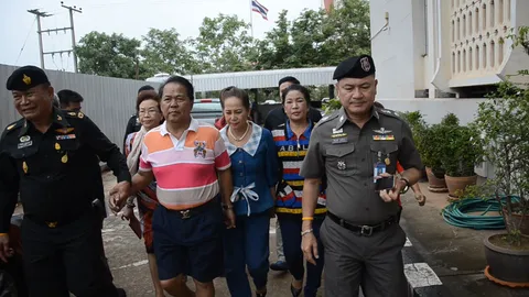 ขวัญชัย โผล่ มอบตัวทหาร มทบ.24 อุดรฯ อ้าง เกรงไม่ปลอดภัย 