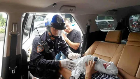 'จร.โครงการพระราชดำริ' ทำคลอดสาวลาว บนฟอร์จูนเนอร์ ทะเบียน 4 กฬ 6472